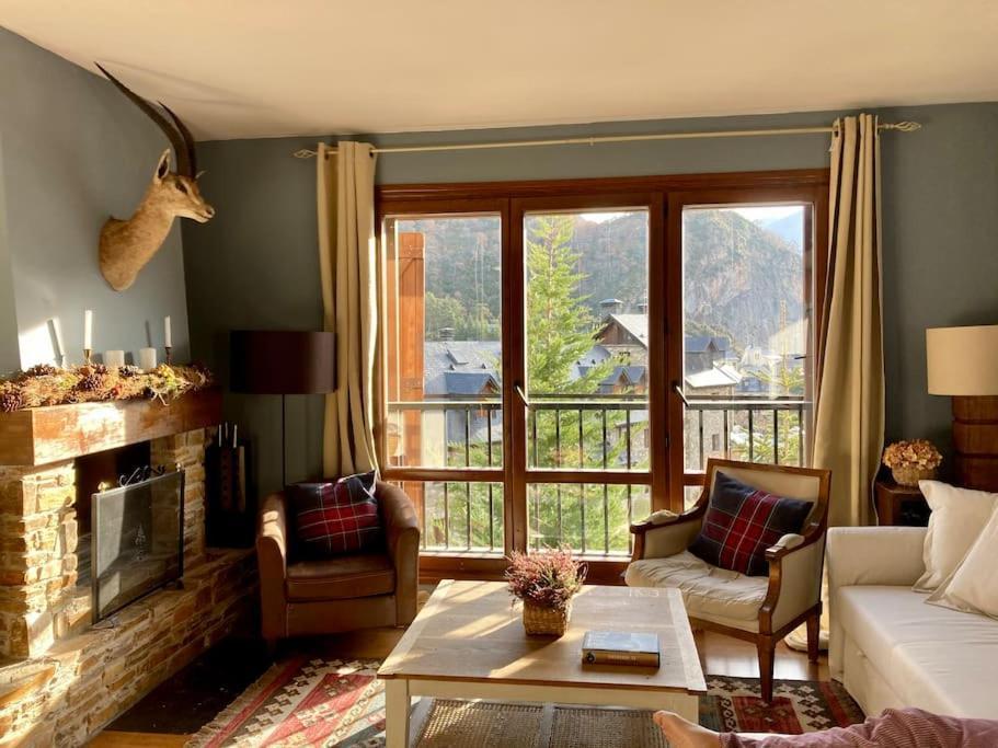 Elegante Apartamento En Escarrilla Con Vistas Al Valle Экстерьер фото