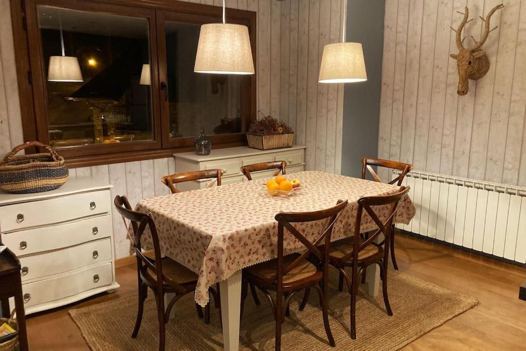 Elegante Apartamento En Escarrilla Con Vistas Al Valle Экстерьер фото